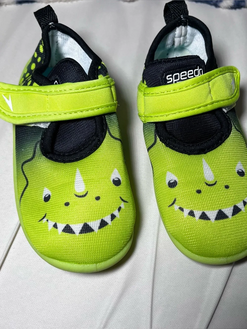 Speedo Kids Water Shoes Dinosaur Green Size M 7/8